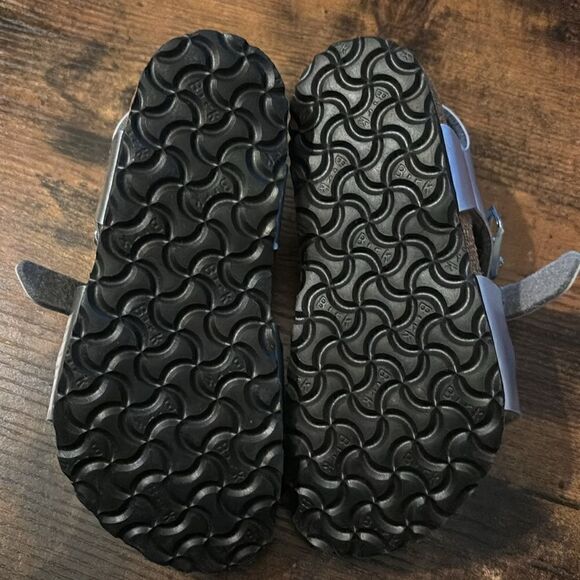 BIRKENSTOCK KIDS
‘RIO’ SANDALS Size 25 New No Box - Picture 7 of 7